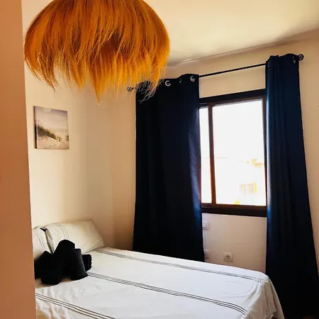 Semesterbostad Casa Ibizkus La Oliva