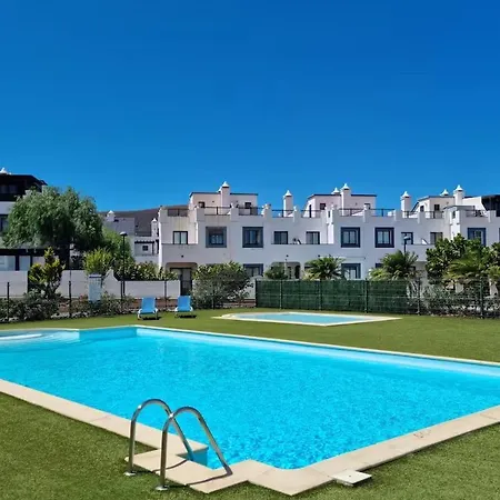 Semesterbostad Casa Ibizkus La Oliva